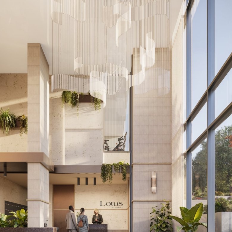 Gardena interior lobby at entry